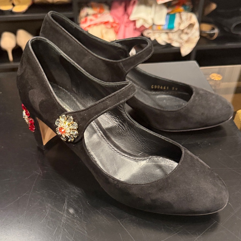 Dolce & Gabbana Black Heels with Red Embellishments Size 9